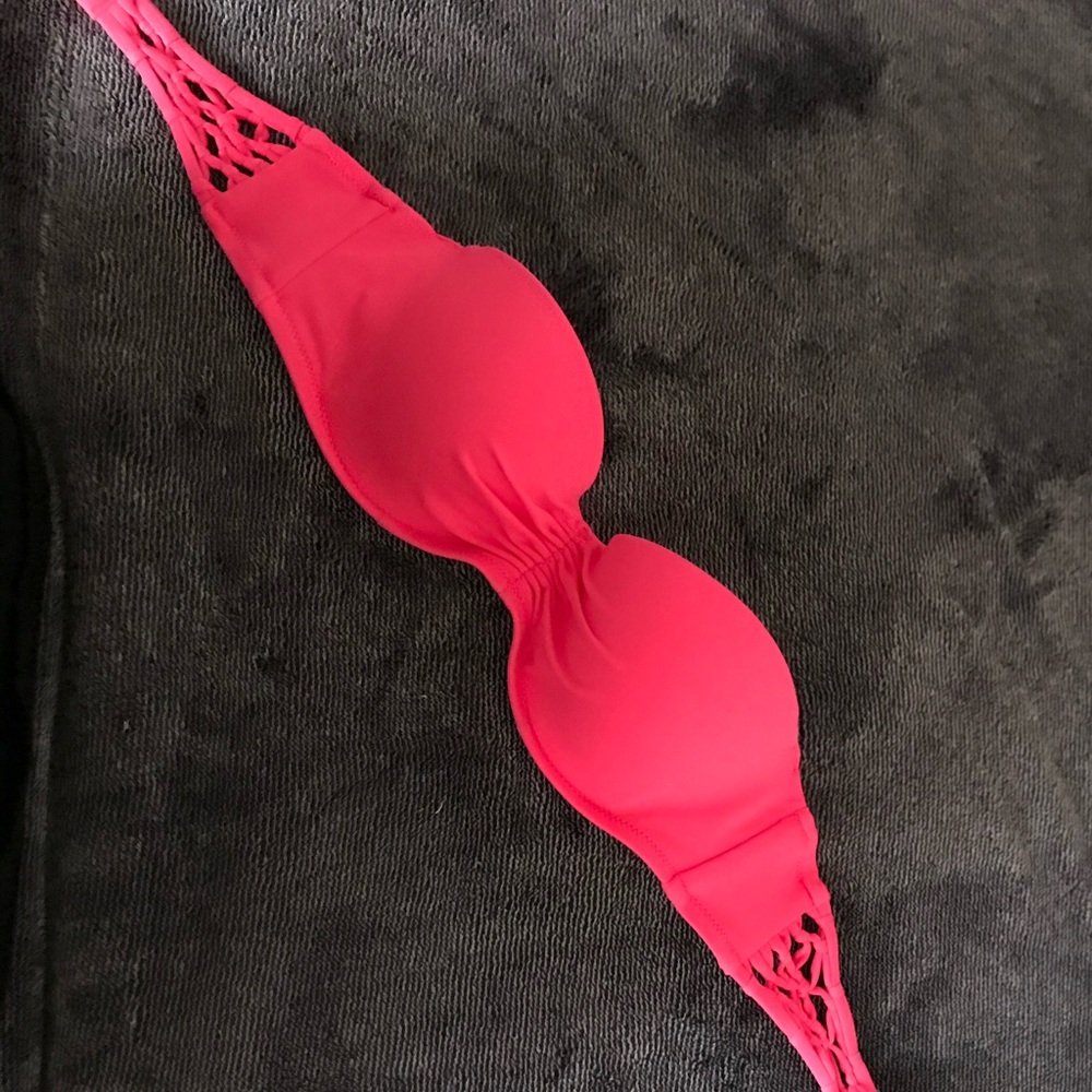 Victoria’s Secret Swimsuit Top